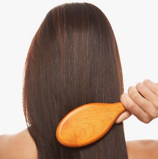 Третирайте косата си с полезни масла